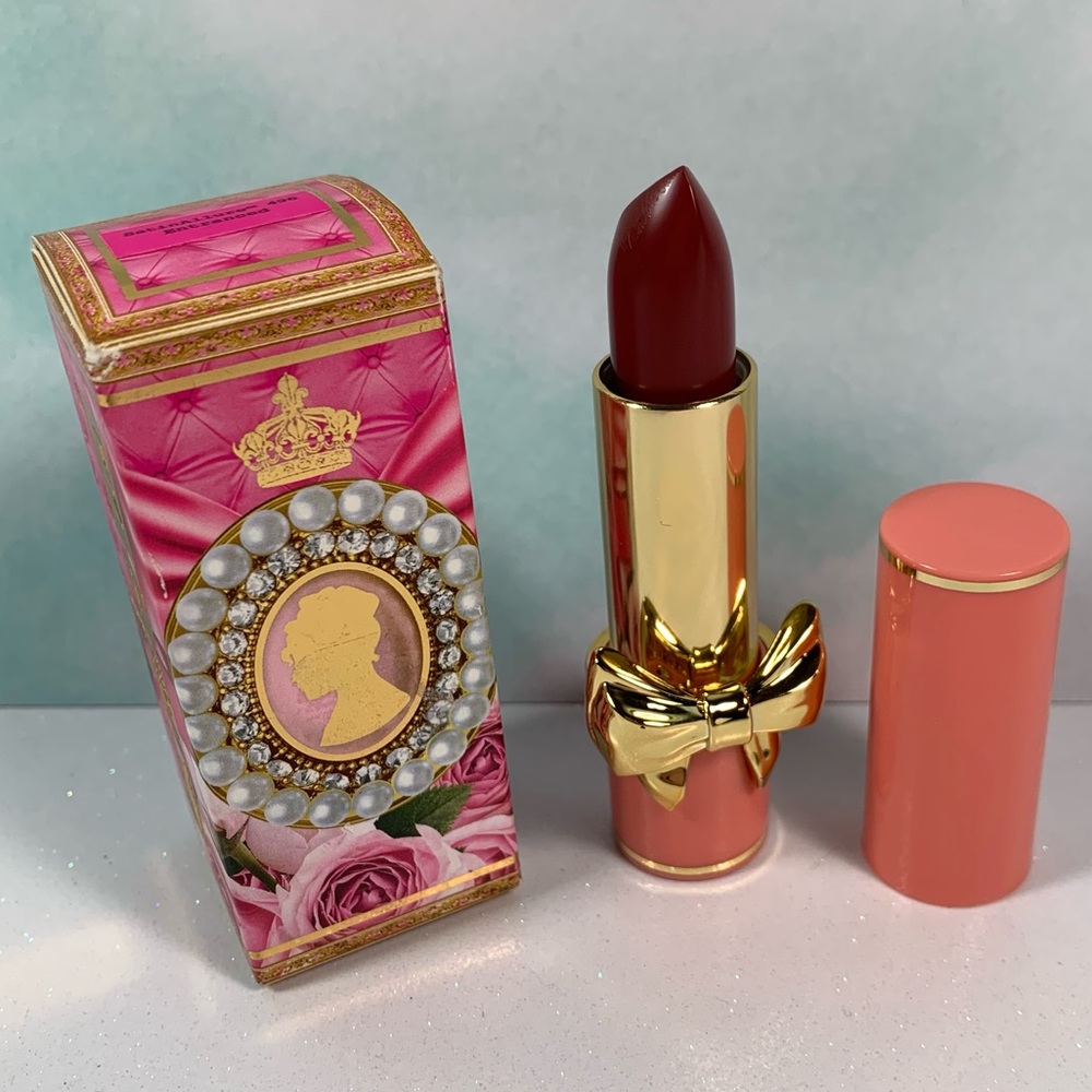 Pat McGrath Lipstick Entranced